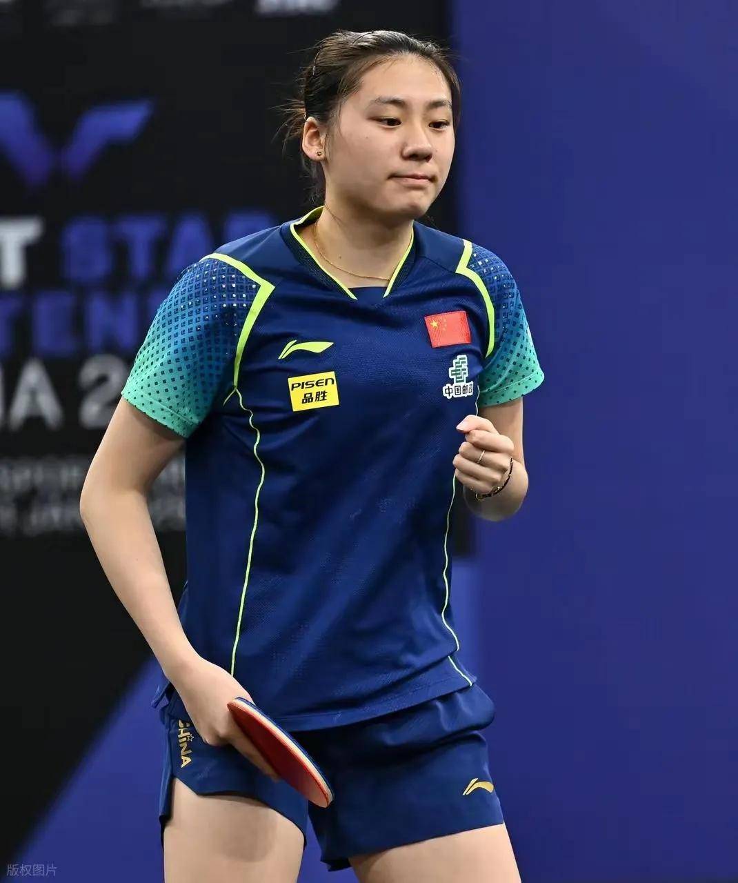 禁区触球并 禁区触球并