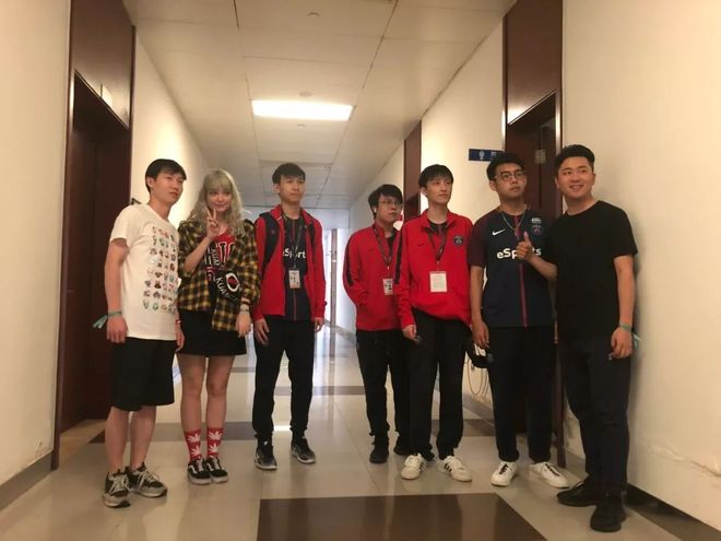 控球 控球